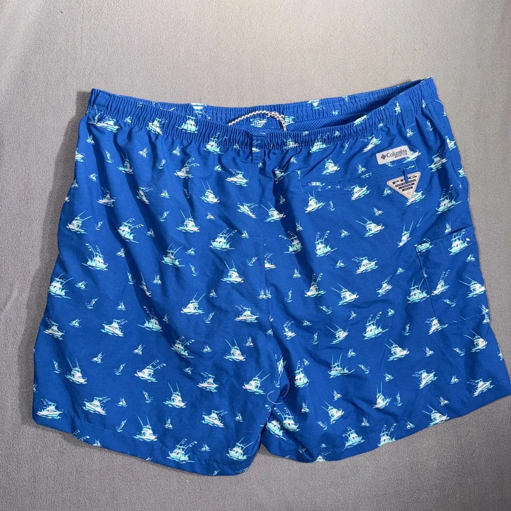 Columbia XL Blue Fishing‎ Boat Print PFG Backcast Coastal Nautical Gorpcore
